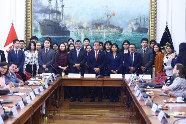 Presidente del congreso clausura conferencia binacional Perú – China sobre inteligencia artificial (IA)