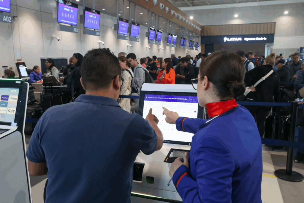 Fuente: https://andina.pe/agencia/noticia-nuevo-aeropuerto-jorge-chavez-problemas-con-combustible-motiva-cancelacion-vuelos-1031942.aspx